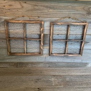 Set Of 2 Farmhouse Chicken wire Frames